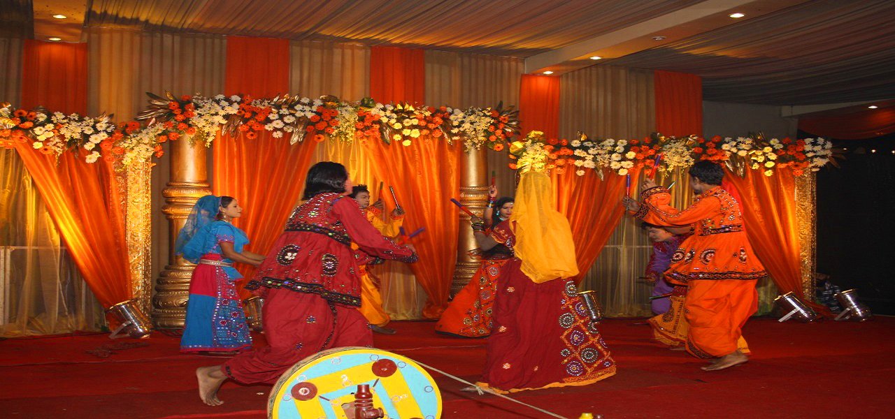 <h1>Live Band Performance For Wedding In Delhi</h1>